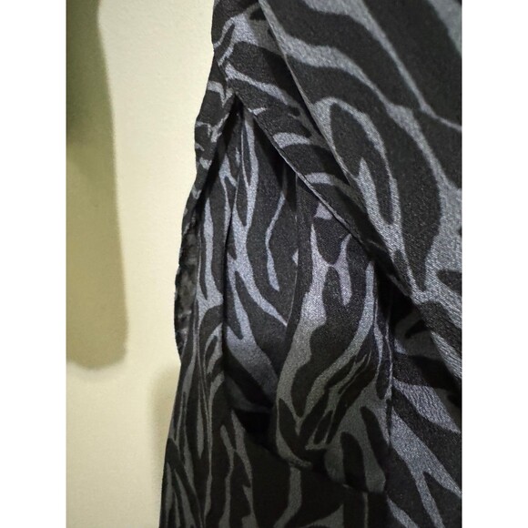 RUNGOLEE DESIGNER ANIMAL PRINT DRESS XS - Picture 6 of 6